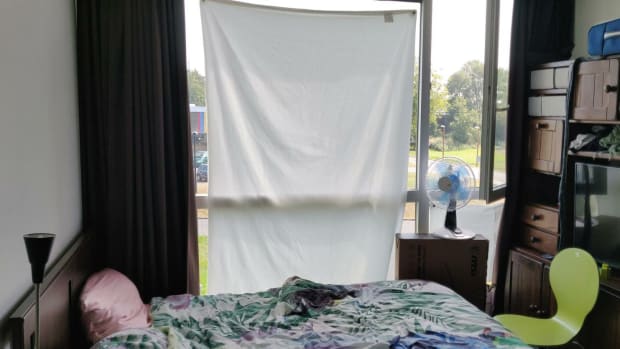 Studenten Spinozacampus klagen over hitte in studentenkamers 